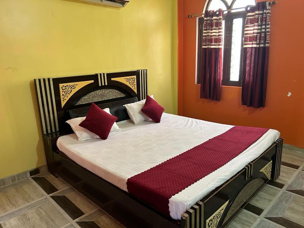 Hotel Shyam Inn Buxar Kültér fotó